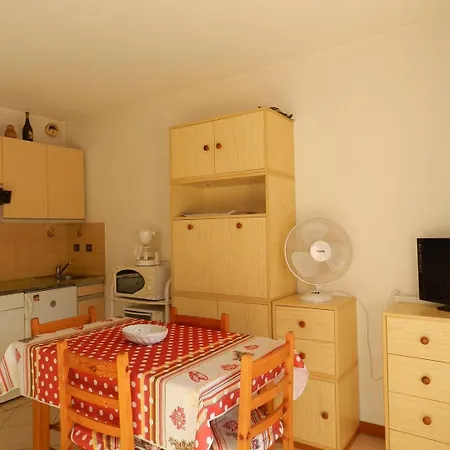 Bo240-a09 4 Couchages Les Mimosas Bormes-les-Mimosas